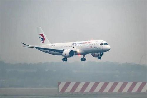 国产大飞机乘坐体验视频,翱翔蓝天，感受民族航空力量