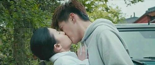 国产剧情侣接吻视频大全