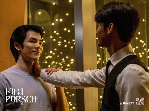 国产剧双男主受伤视频播放,网友直呼心疼！